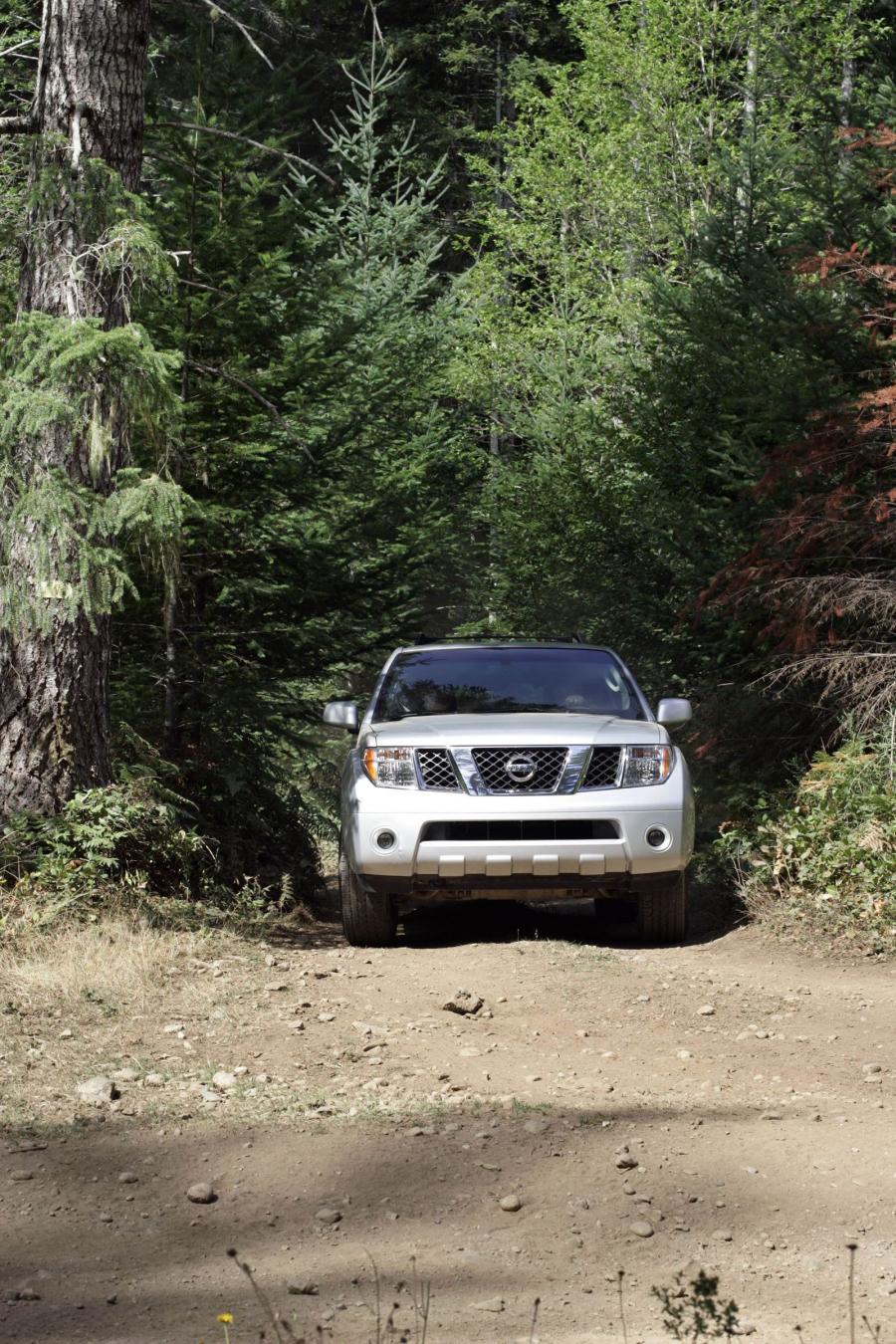  Nissan Pathfinder 2009 года  (фото 40 из 110)